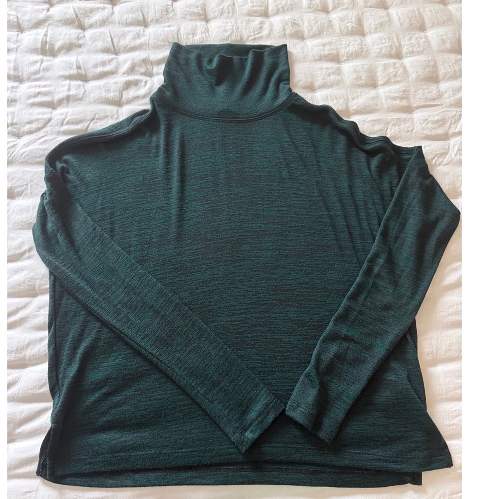 Banana Republic Luxspun Top XS Dark Green Space Dye Long Sleeve Side Slit